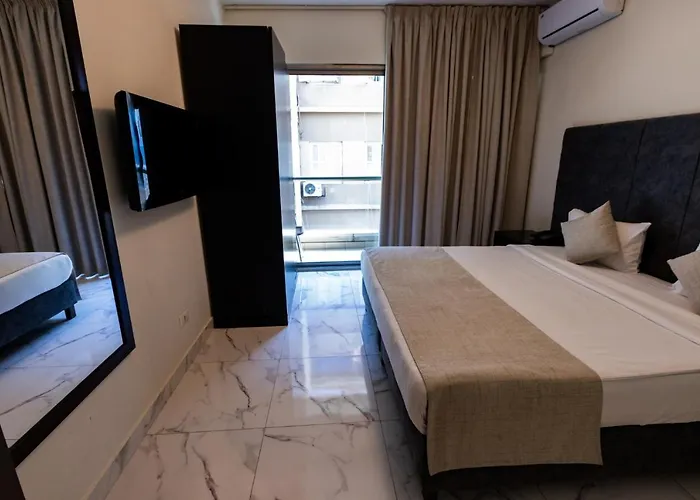 Orient Queen Homes Hotel