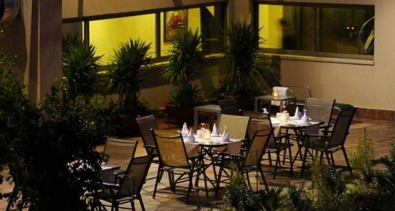 Aparthotel Orient Queen Homes